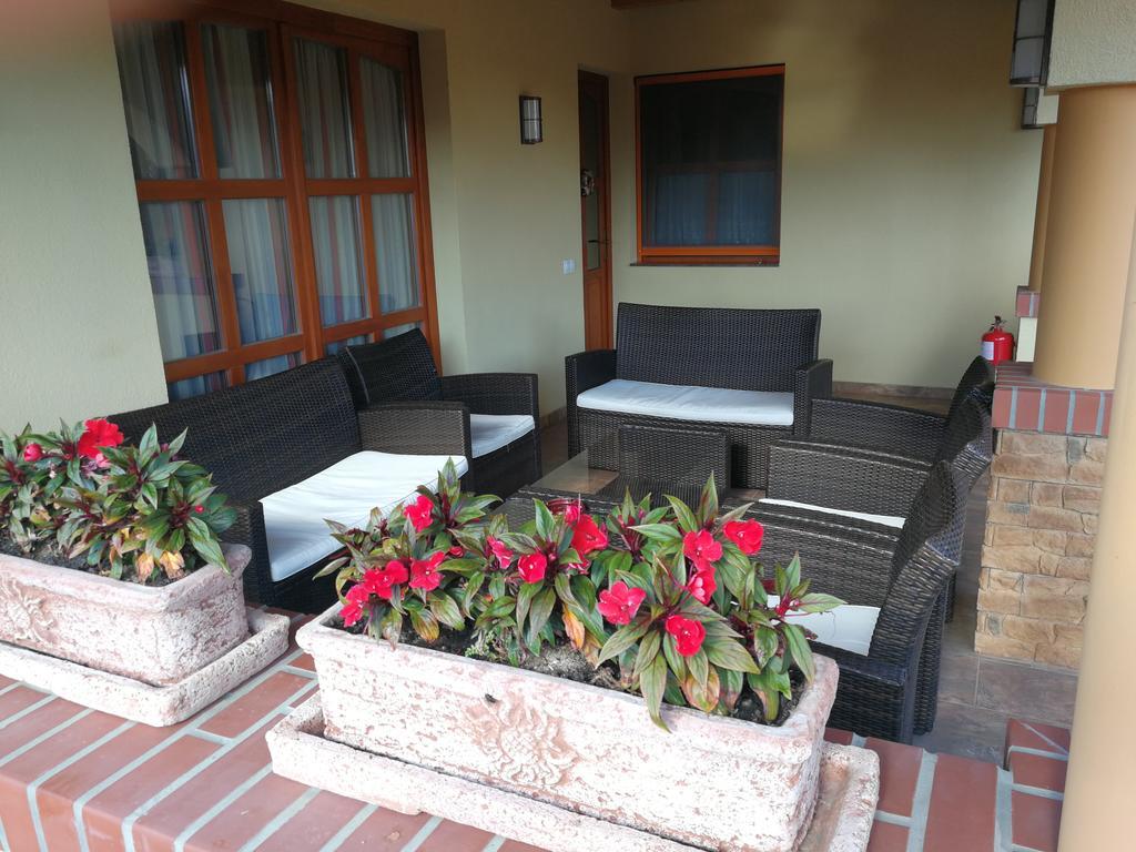 Vitis Vendeghaz Hotel Becsehely Exterior foto